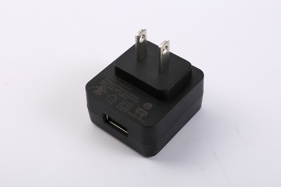 Warna Hitam 6W 5V 1A PD USB Power Adapter 5V 1.2A 5V 0.5A IEC60335 IEC60065