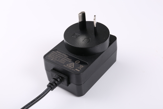 5V 3A 6V 3A 9V 2A 12V 1.5A Adaptor Daya AC DC IEC62368 IEC60335 IEC61558 UL1310