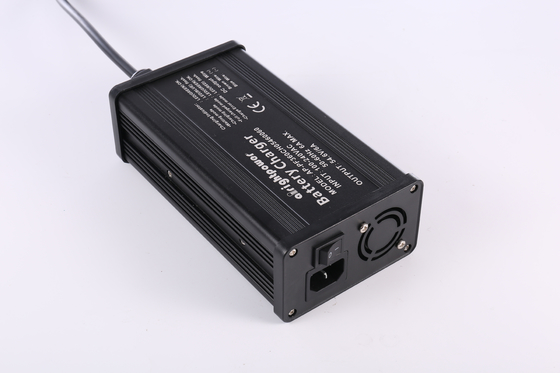 Pengisi Daya Baterai OCP OLP OVP EV 12V 24V 36V 48V 60V 20A Baterai Lithium